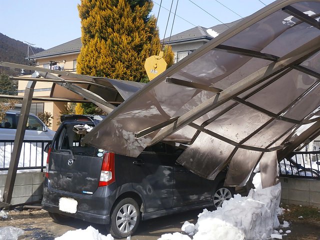 神川町　板金塗装　バックドア損傷　修理事例