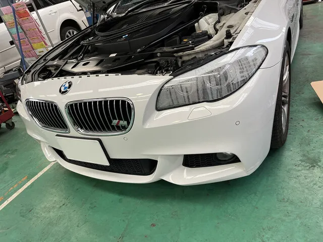 BMW 　ヘッドライト交換