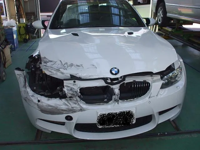 キズ・ヘコミ修理 BMW | 鈑金塗装 加須市