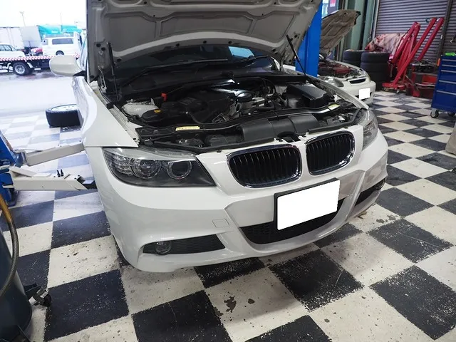 BMW　E90　320i　オイル漏れ　ガスケット　交換修理　燕市のお客様