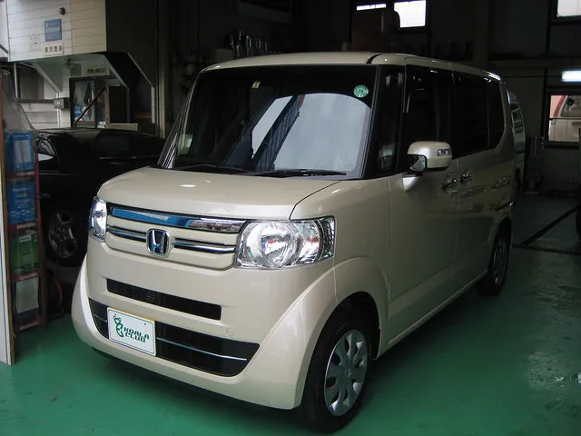 新車販売　ホンダ　Nボックス　葛飾区四つ木