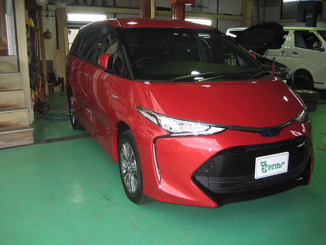 新車販売　エスティマハイブリッド 葛飾区東立石