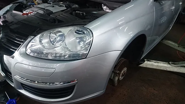 VW・ゴルフヴァリアントW　車検整備、ドライブシャフトブーツ交換他。