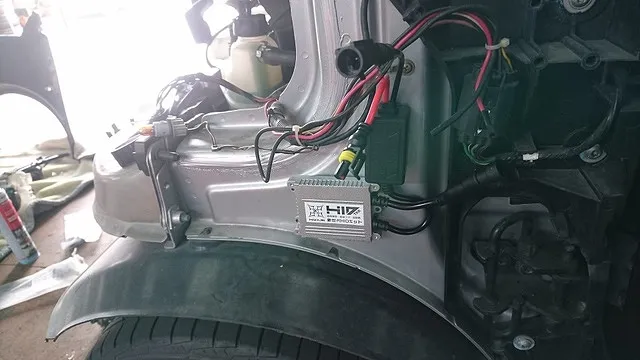 スマート・450 ヘッドランプ配線修理＆お持込HIDバルブ取替