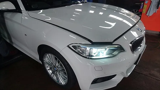 BMW220i エンジンオイル、オイルフィルター、樹脂製ドレンボルトも交換です。