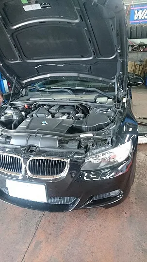 BMW320iクーペ　エンジンオイル交換でご来店頂きました。