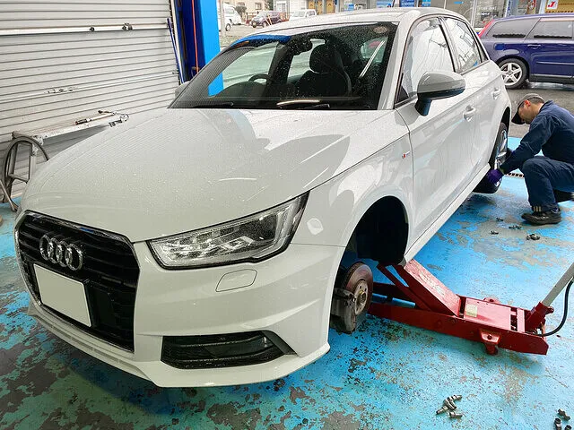 アウディ  A1 スノーブレード＊ Audi スノーワイパー