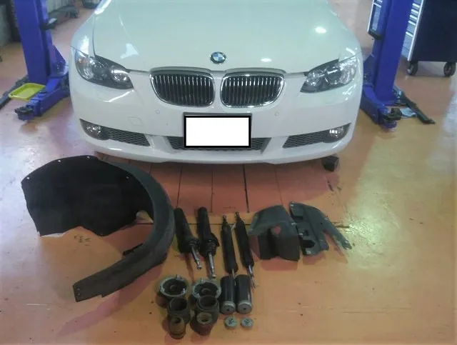 BMW修理：335i　ｼｮｯｸｱﾌﾞｿｰﾊﾞｰ交換　鹿児島県鹿屋市　EURO CARS