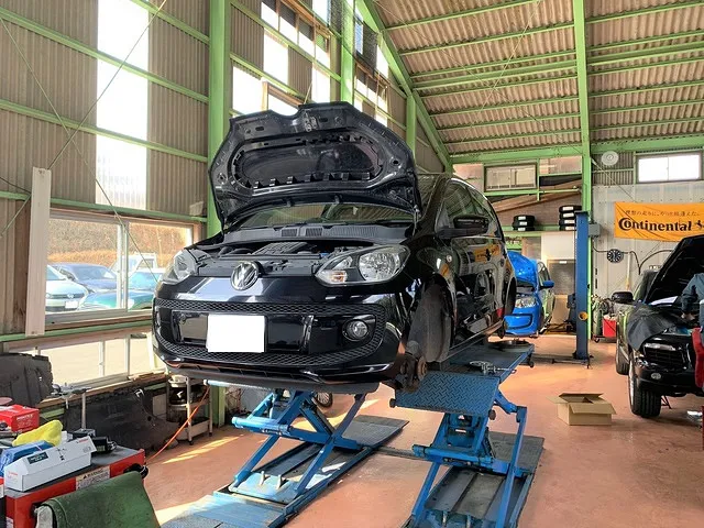 ﾌｫﾙｸｽﾜｰｹﾞﾝ修理：ｱｯﾌﾟ　ﾍﾟﾀﾞﾙ振動修理　鹿児島県鹿屋市　EURO CARS