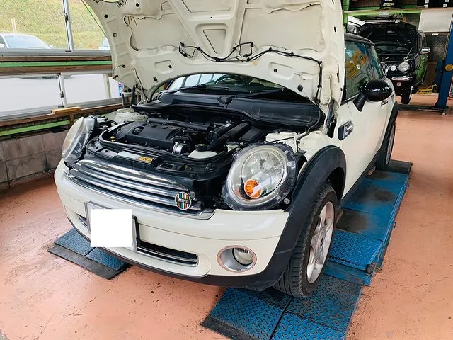 MINI修理：ﾐﾆｸｰﾊﾟｰ　冷却水漏れ修理　鹿児島県鹿屋市　EURO CARS