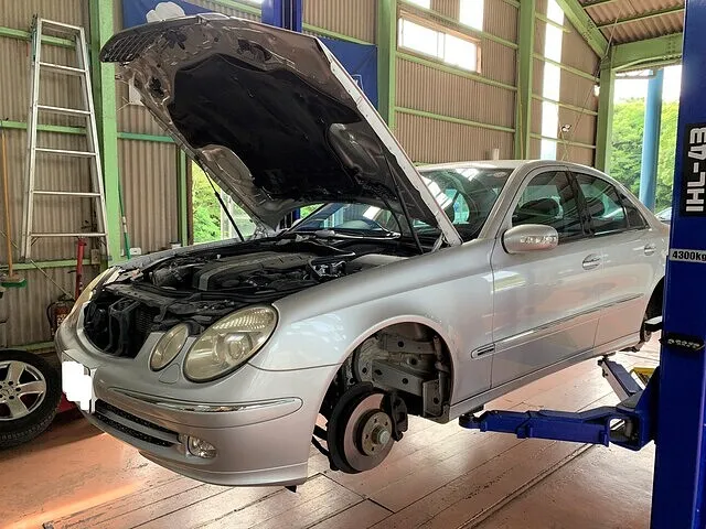 ﾒﾙｾﾃﾞｽ･ﾍﾞﾝﾂ修理：E320　鹿児島県鹿屋市　EURO CARS