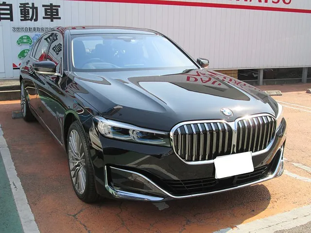 広島県福山市　点検・整備　ドライブレコーダー　・　レーダー探知機取付　BMW 750Li　事例