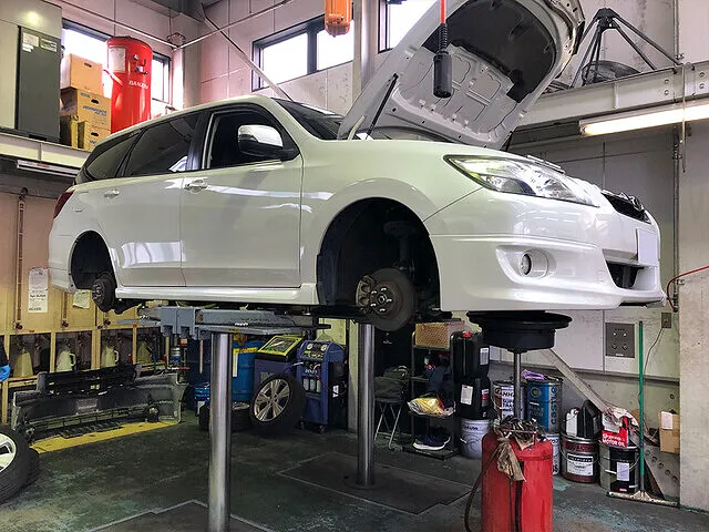 タイヤ交換 エクシーガ | 明石市 車修理