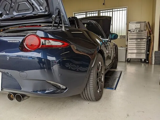 ND5RCロードスター 車高調取り付け ブリッツ 北九州