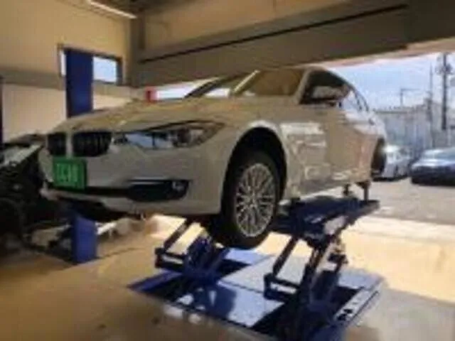 BMW320d　タイヤ交換　宮崎　ゼロエンタープライズ