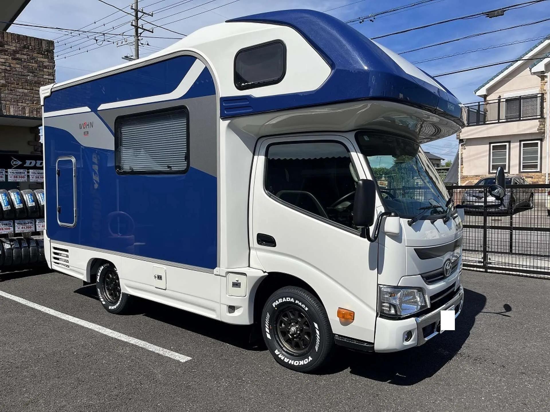 ハイエース カムロード ダイナ スタッドレスタイヤホイールセット - 車 