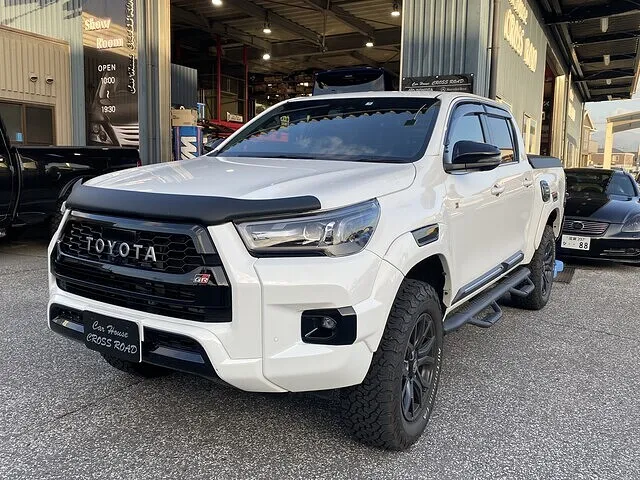 トヨタ　GRハイラックス　中古車　入庫