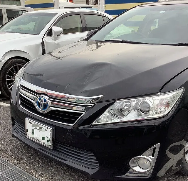 カムリ　下野市　事故
