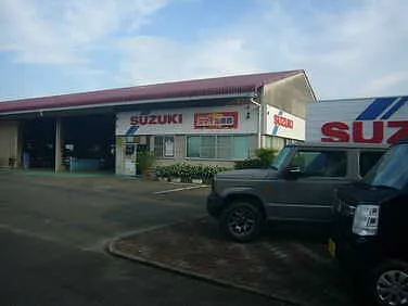 　波多津自動車外観